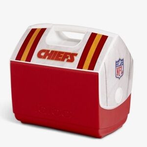 Kansas City Chiefs Playmate Elite Cooler NFL x Igloo 16 Qt 30-Can Capacity New